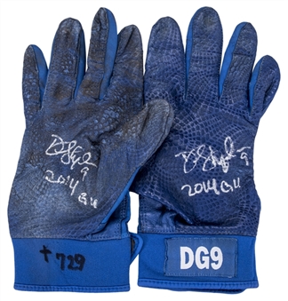 2014 Dee Gordon Game Used and Signed Under Armour Batting Gloves (Onxy COA)